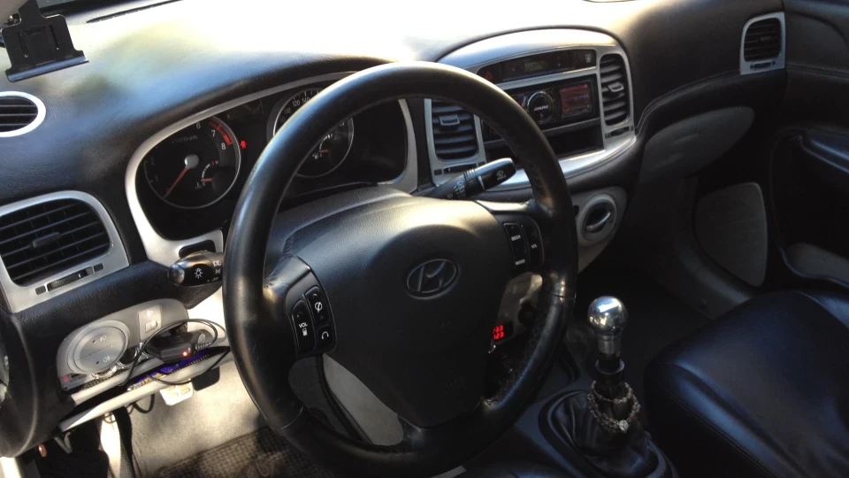 Hyundai Accent HiT line 5