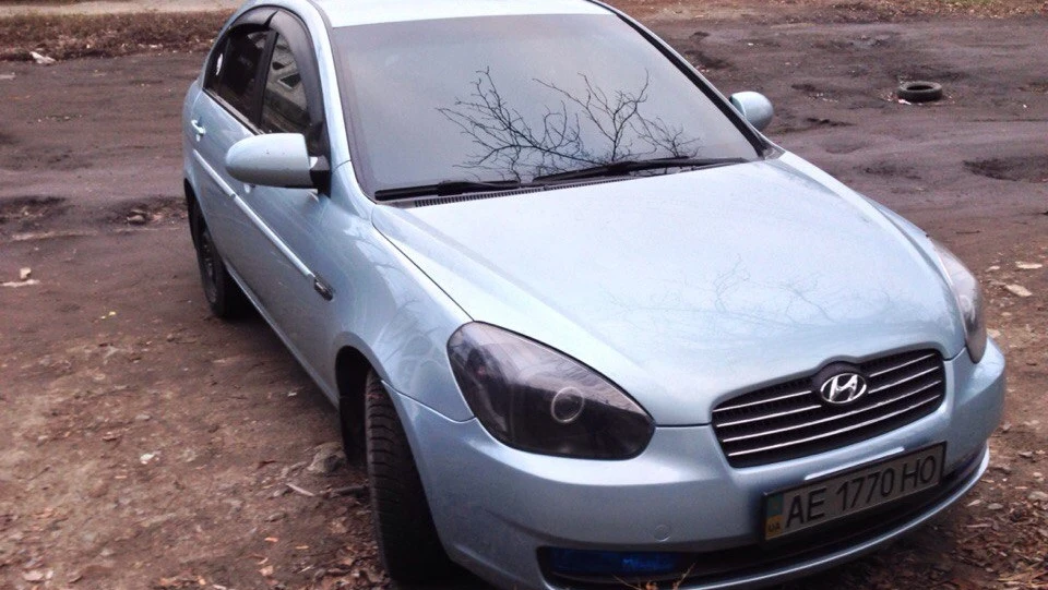 Hyundai Accent ĶDΜ► 2