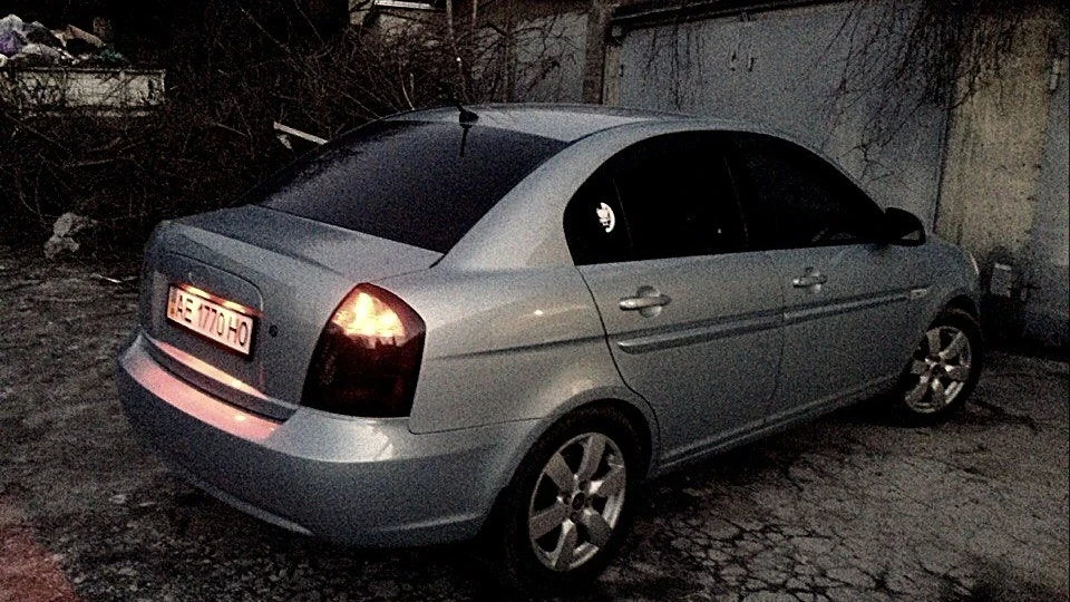 Hyundai Accent ĶDΜ► 4