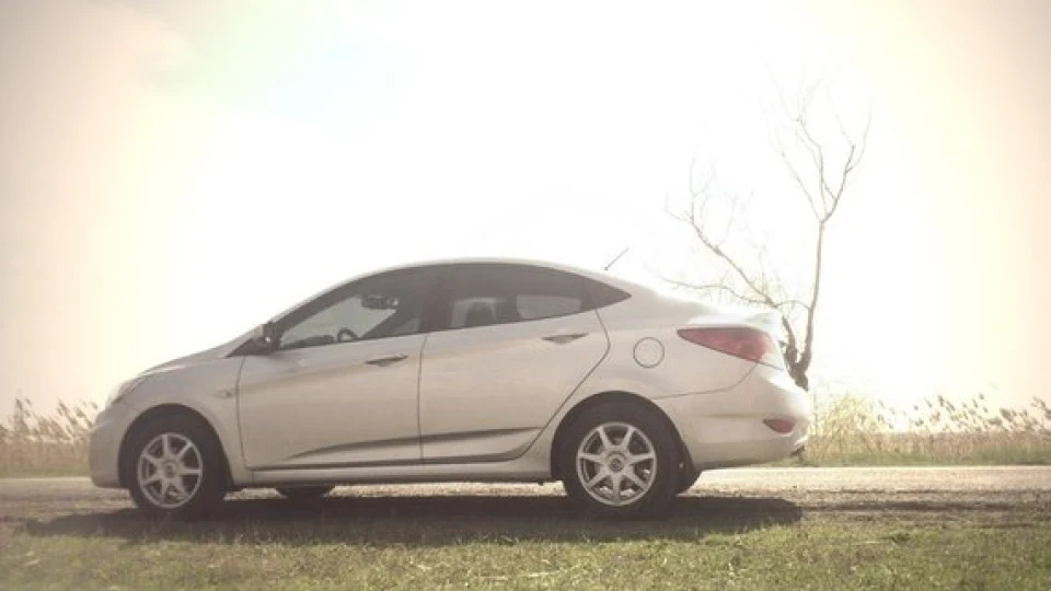 Hyundai Accent красень 4
