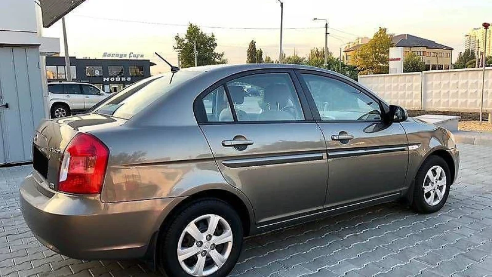 Hyundai Accent Масік 1.6 2