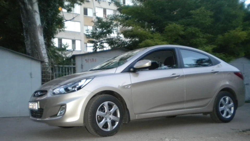 Hyundai Accent RB 1.4 MT Comfort 5