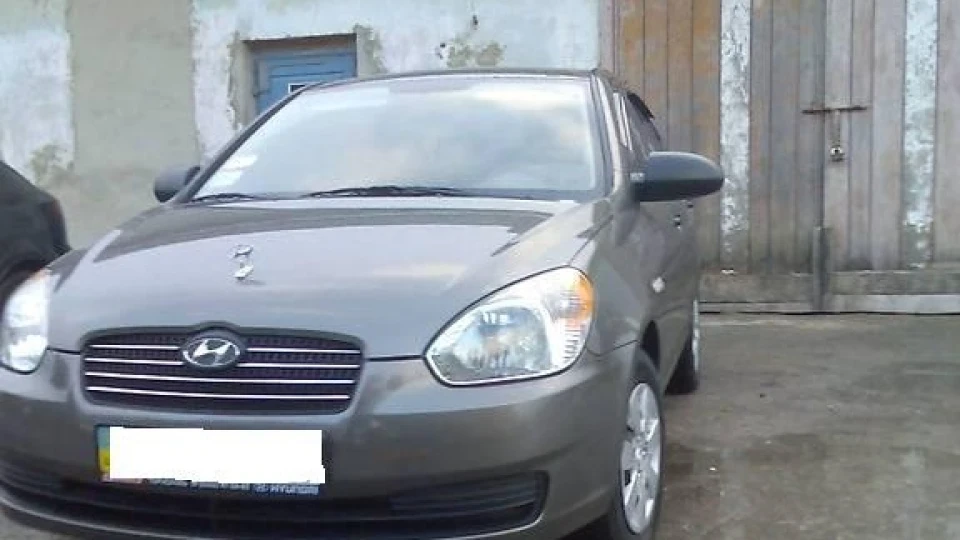 Hyundai Accent Сірий Kent 3