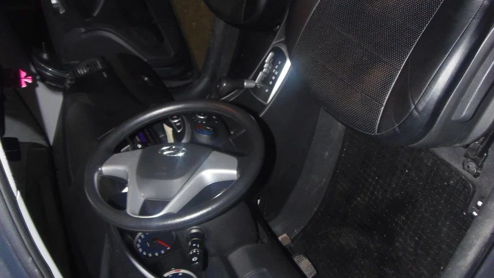 Hyundai Accent Сірий ВОЛК ПРОДАНИЙ 2