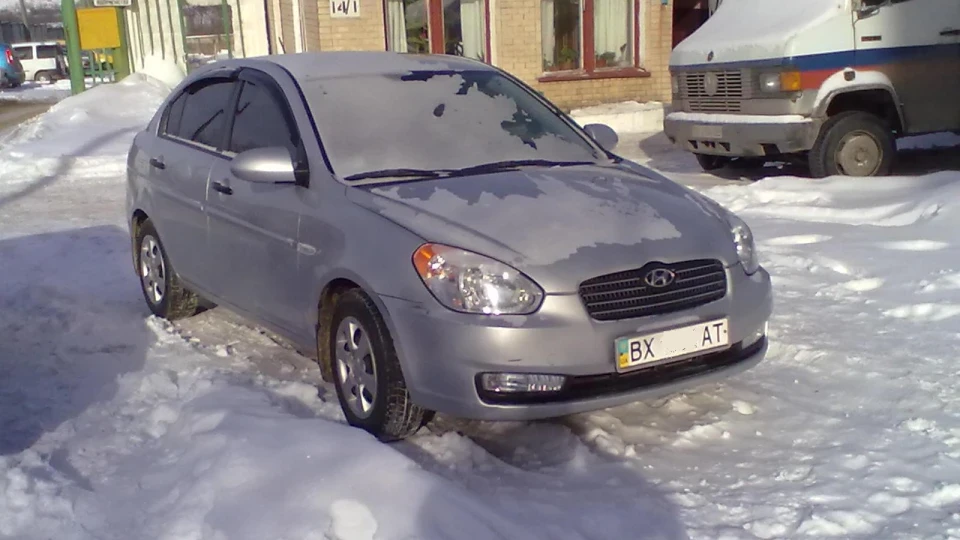 Hyundai Accent Silver 3