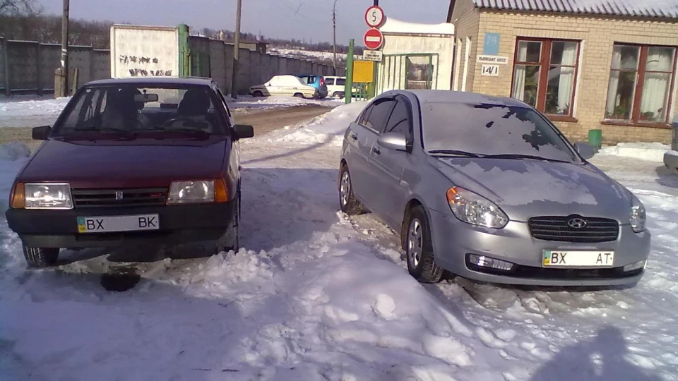 Hyundai Accent Silver 4