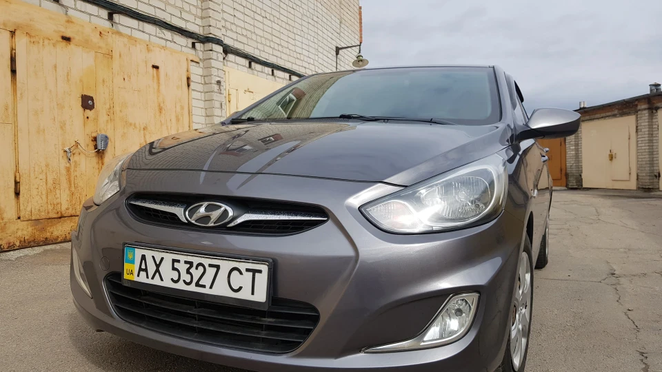 Hyundai Accent (SOLARIS HATCH) 2