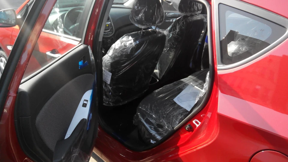 Hyundai Accent Спритний хетчбек 2