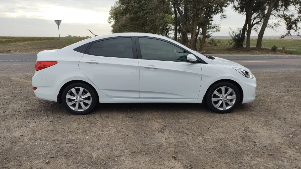 Hyundai Accent Turbo 2