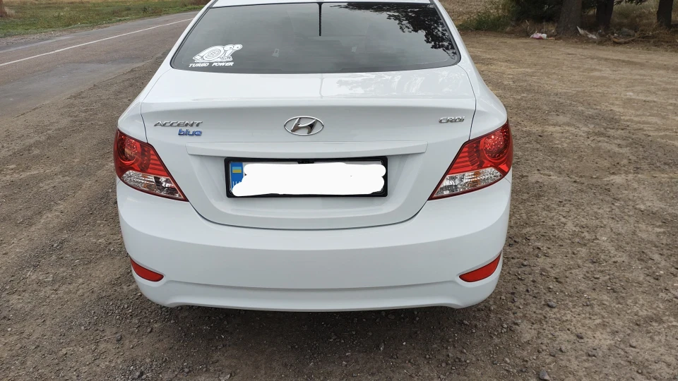 Hyundai Accent Turbo 3