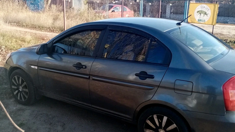 Hyundai Accent UA Slava