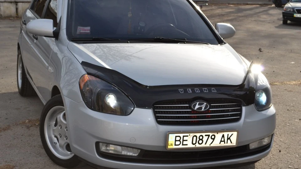 Hyundai Accent - Verna 2