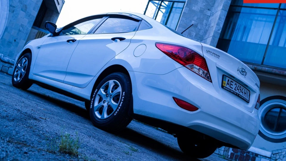 Hyundai Accent хУндайКА =) 2
