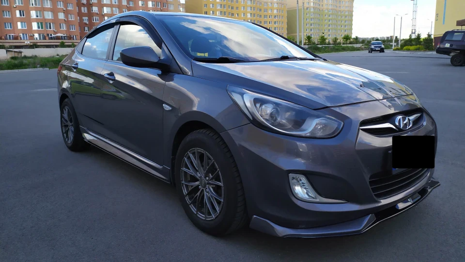 Hyundai Accent Zeus 2
