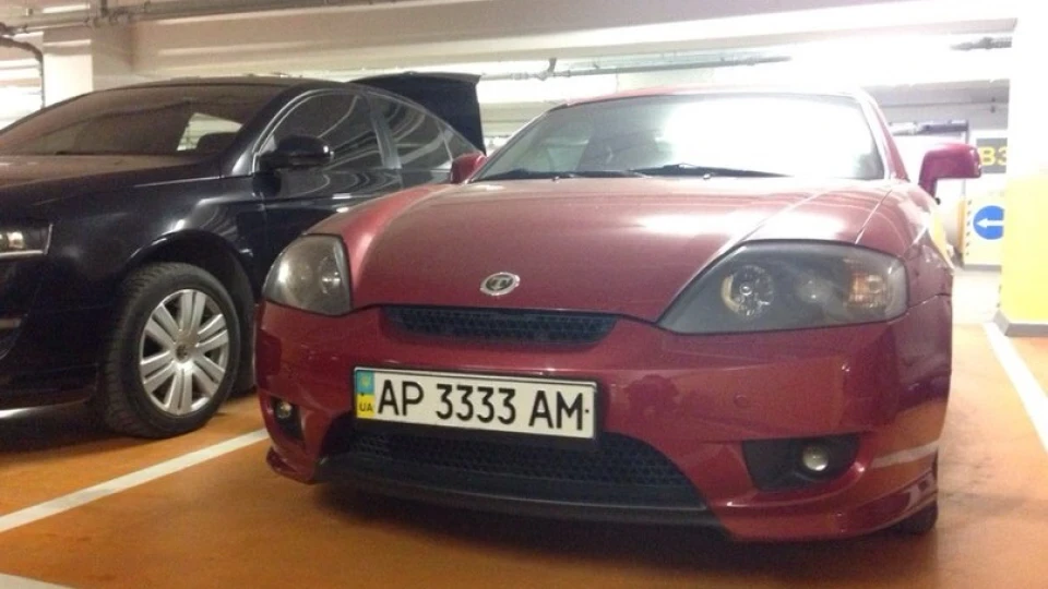 Hyundai Coupe 4