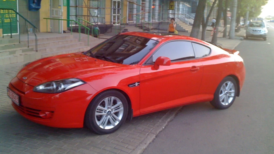 Hyundai Coupe 2