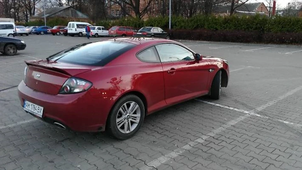 Hyundai Coupe 2