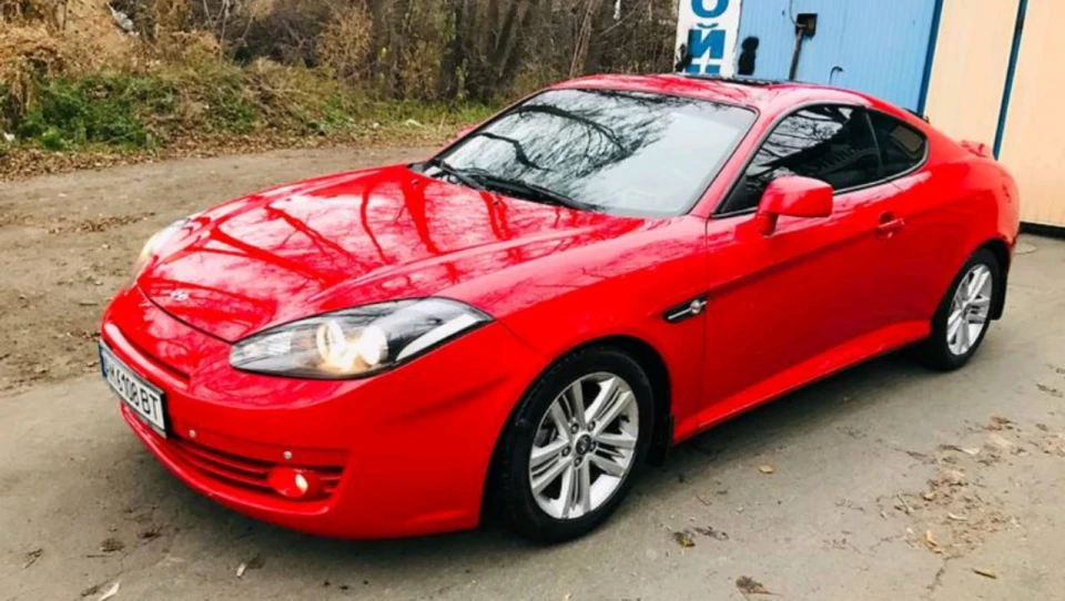 Hyundai Coupe 2