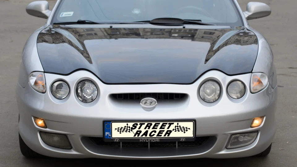 Hyundai Coupe 2