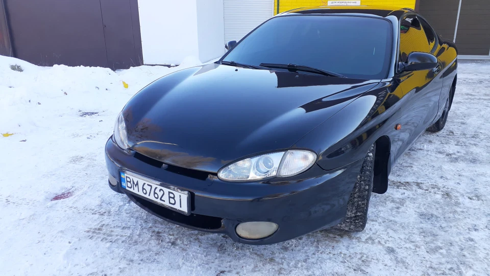 Hyundai Coupe 4