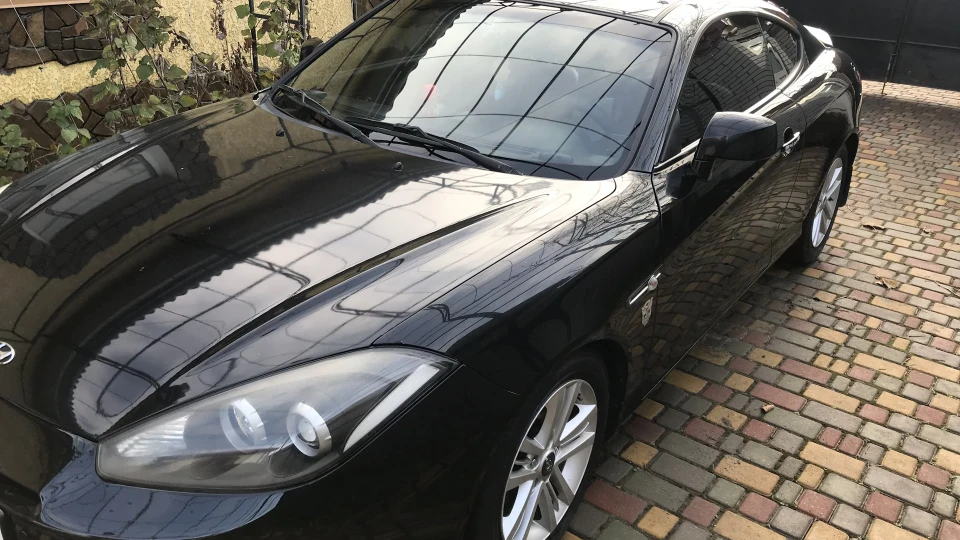 Hyundai Coupe 2
