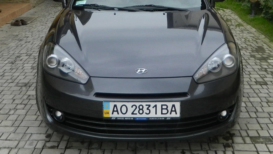 Hyundai Coupe 5