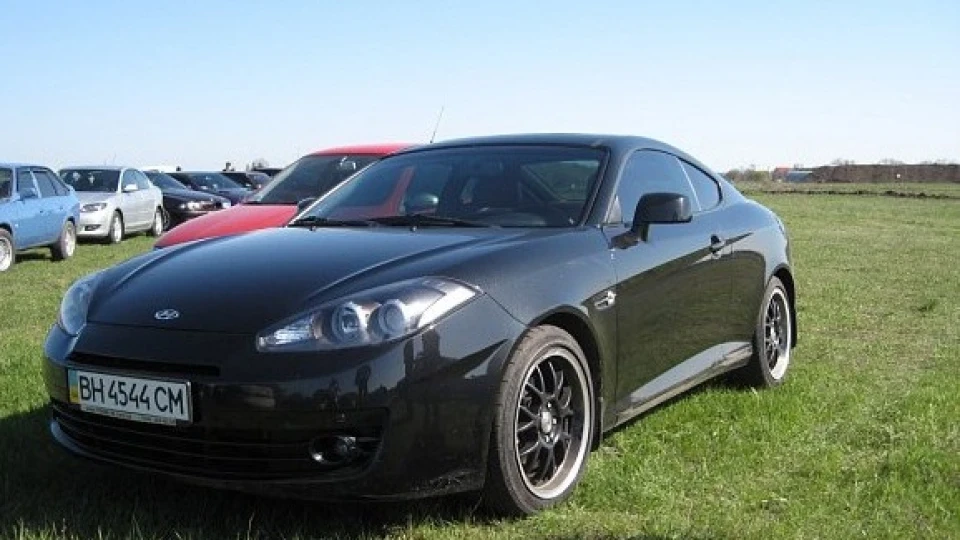 Hyundai Coupe