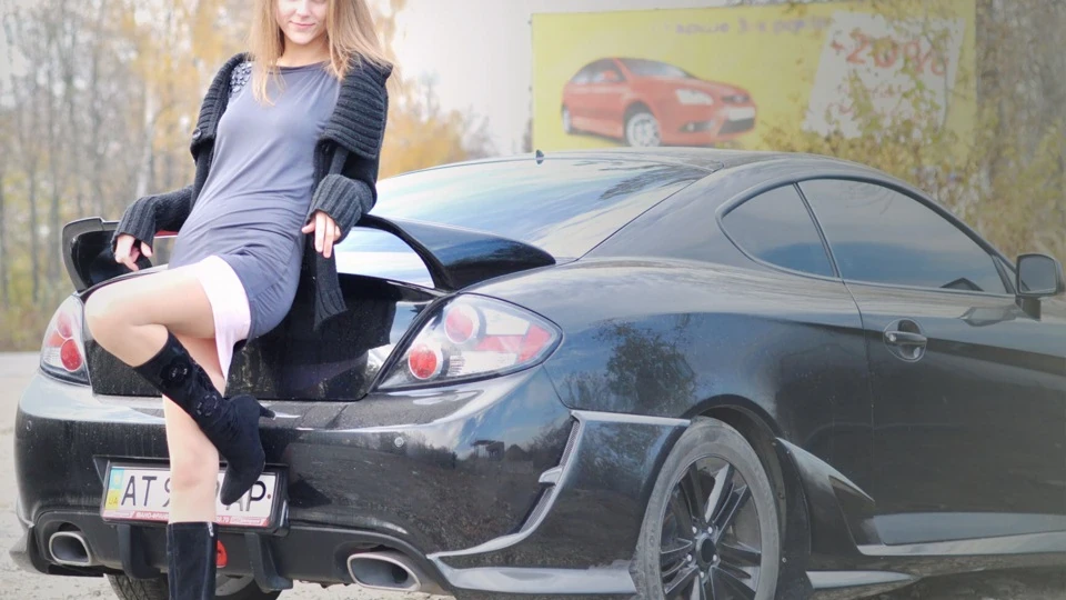 Hyundai Coupe 4
