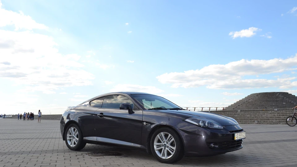 Hyundai Coupe