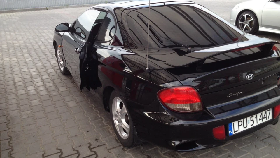 Hyundai Coupe 2,0 16 5автомат