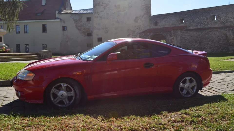 Hyundai Coupe 2.0 на газу 3