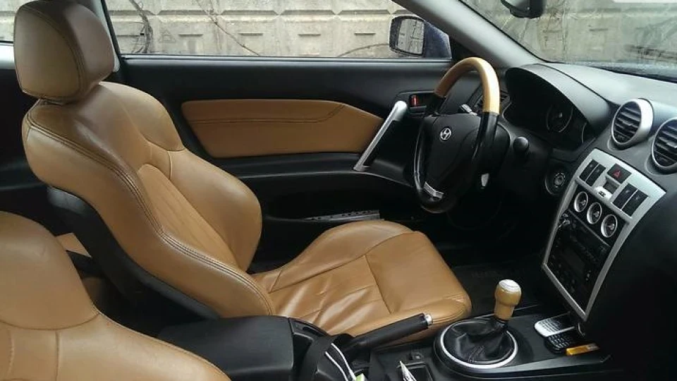 Hyundai Coupe 2.0 Синяк 3