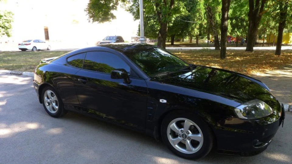 Hyundai Coupe 2.0 4