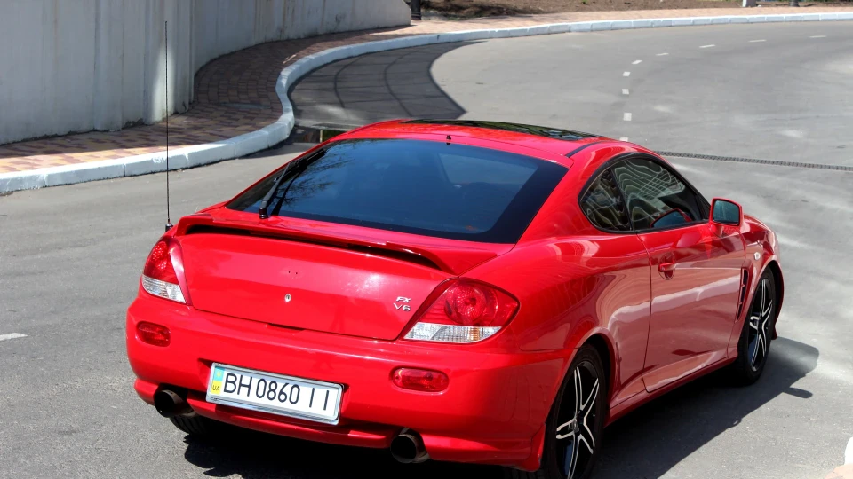 Hyundai Coupe 2.7 V6