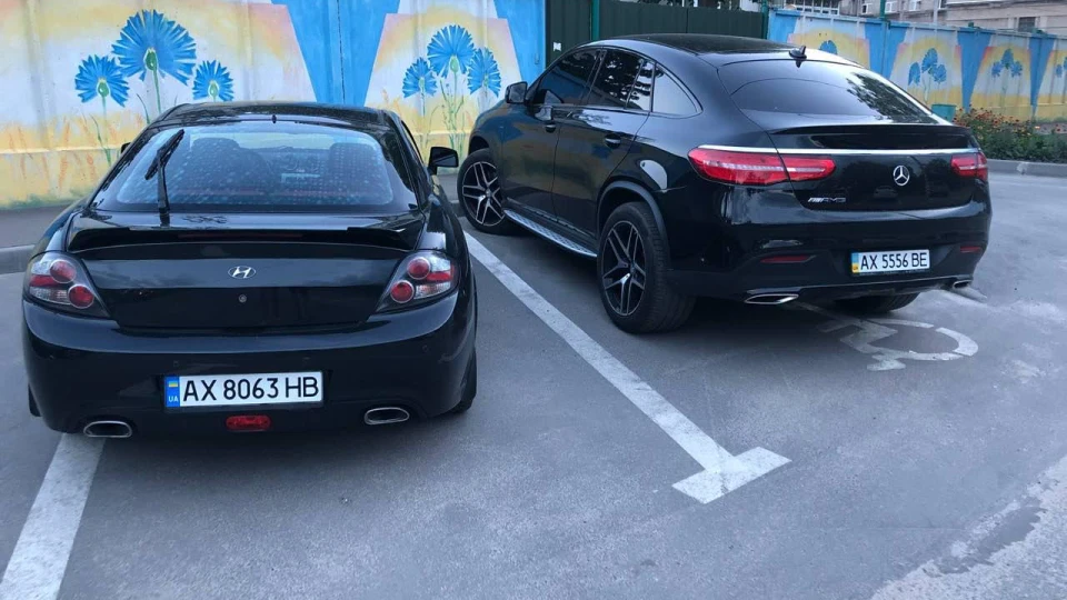 Hyundai Coupe Black Jack 3