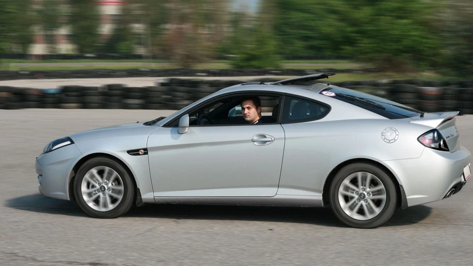 Hyundai Coupe FX 2