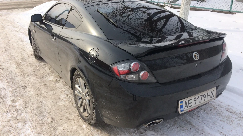 Hyundai Coupe Tuscani 2