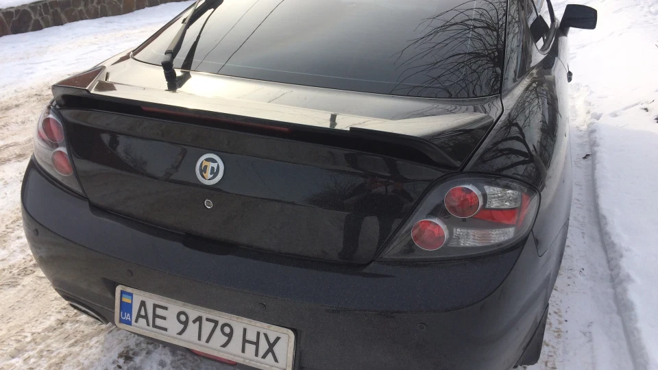 Hyundai Coupe Tuscani 3
