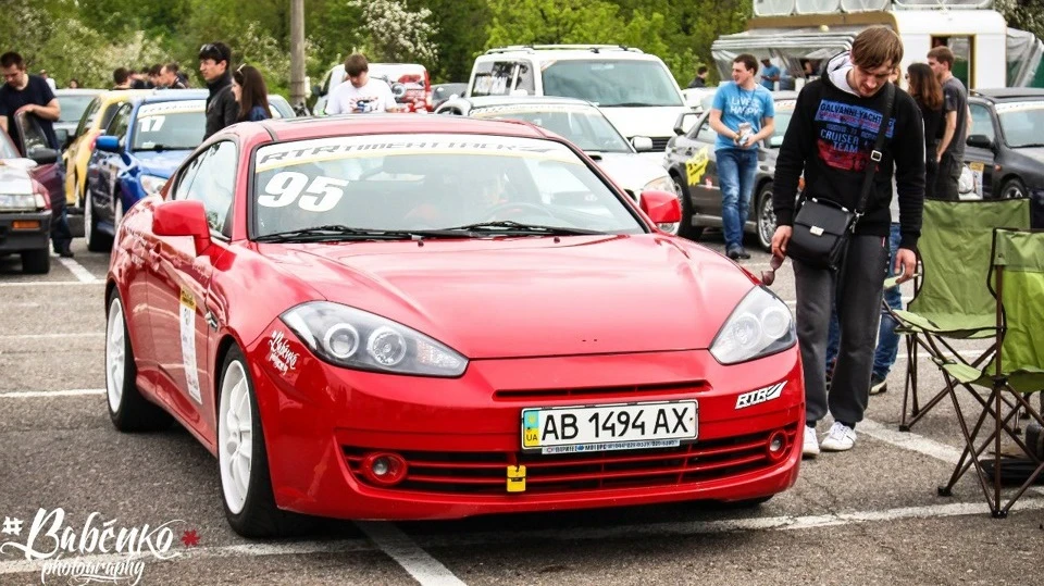 Hyundai Coupe Равлик