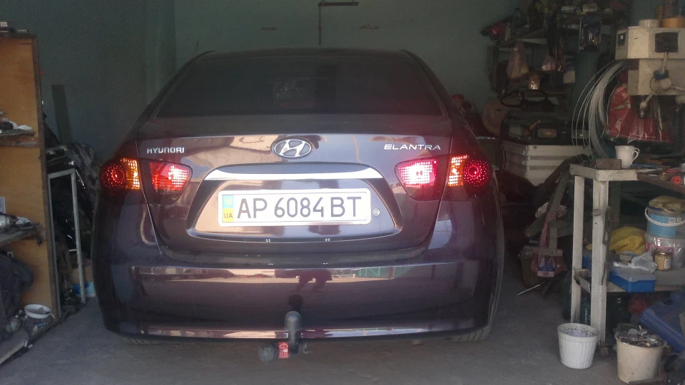 Hyundai Elantra 3