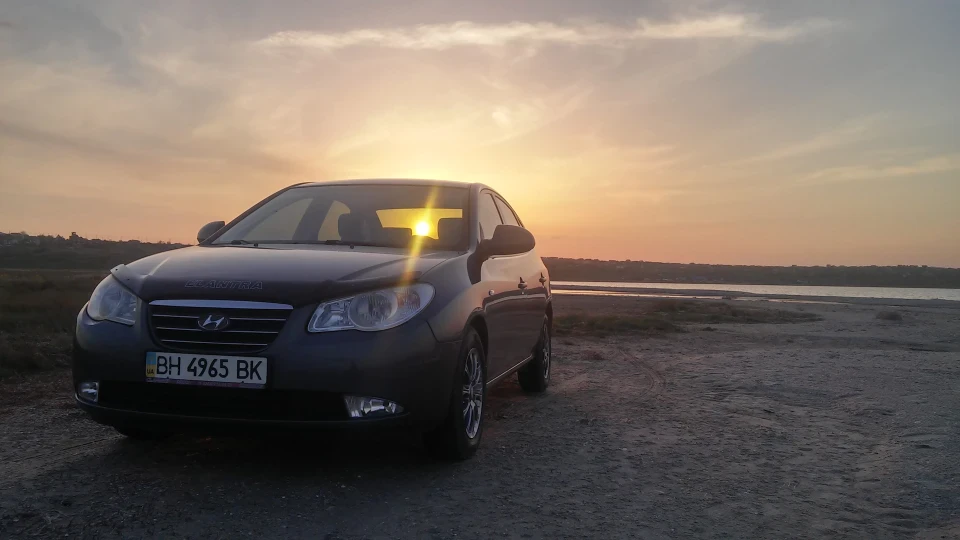 Hyundai Elantra «» 3
