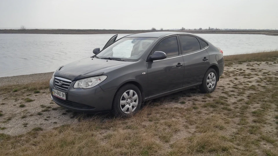 Hyundai Elantra «» 4