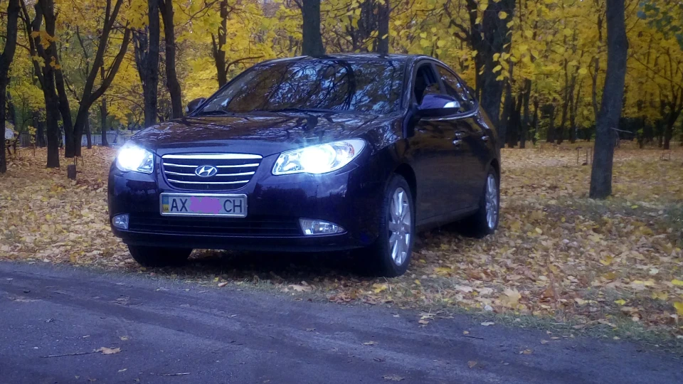 Hyundai Elantra 2