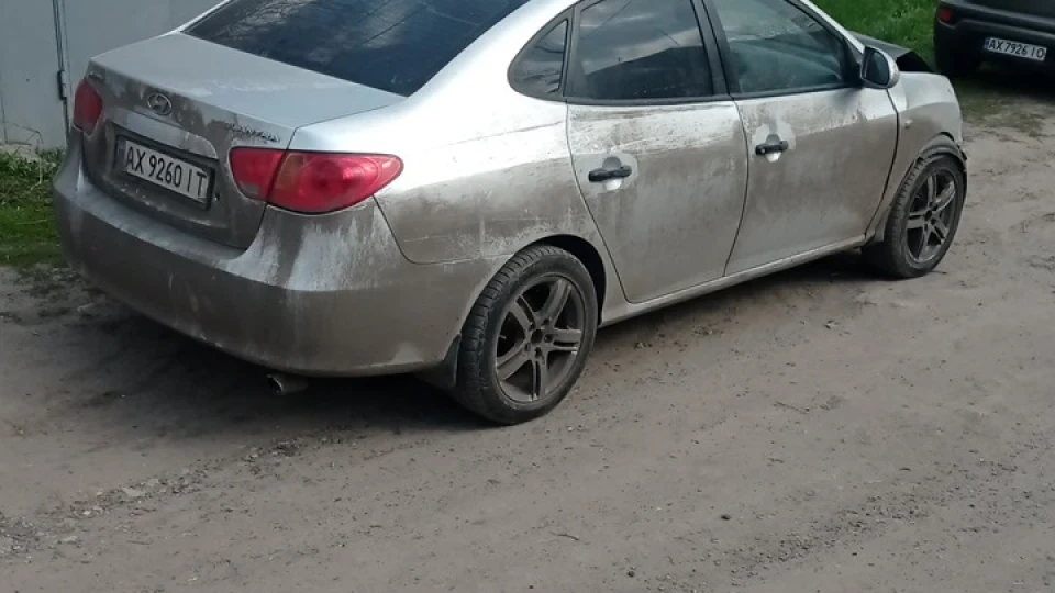 Hyundai Elantra 2