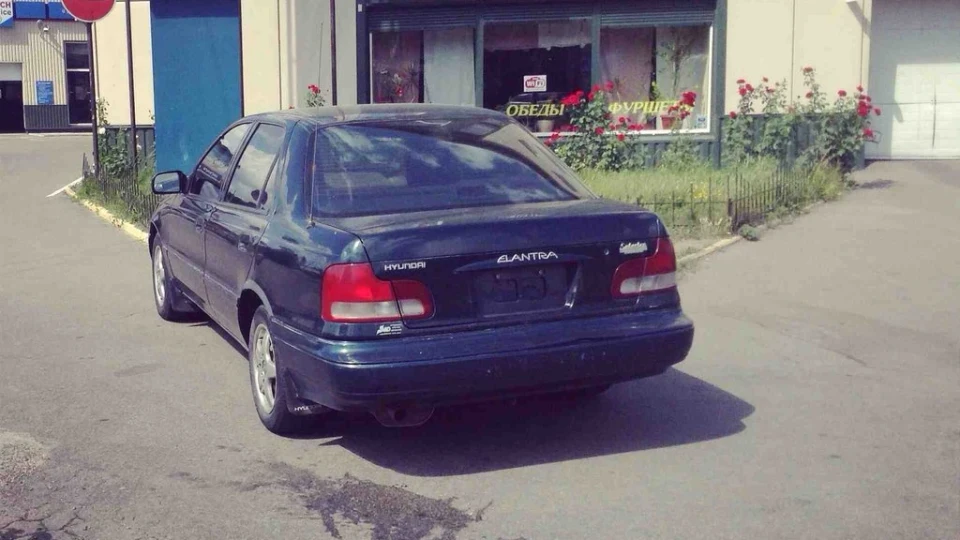 Hyundai Elantra 2