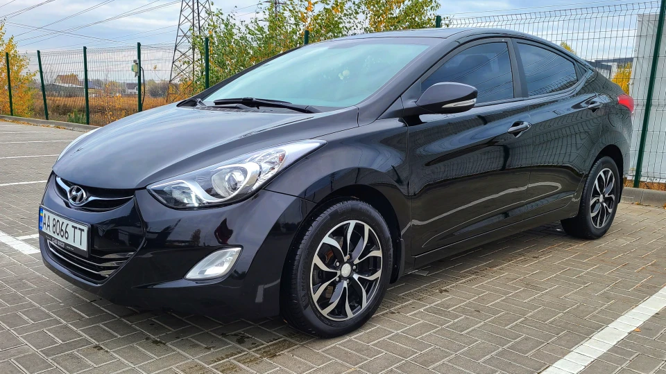 Hyundai Elantra