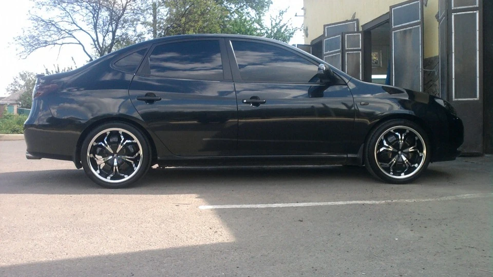 Hyundai Elantra 3