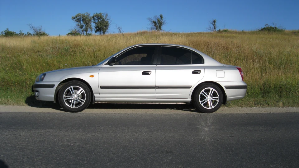 Hyundai Elantra 3