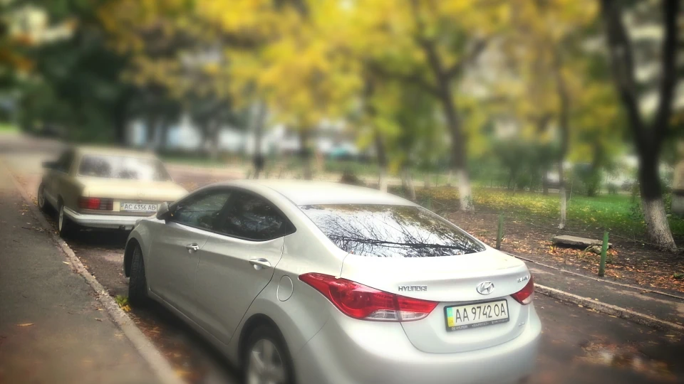 Hyundai Elantra 3