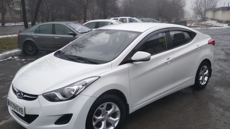 Hyundai Elantra
